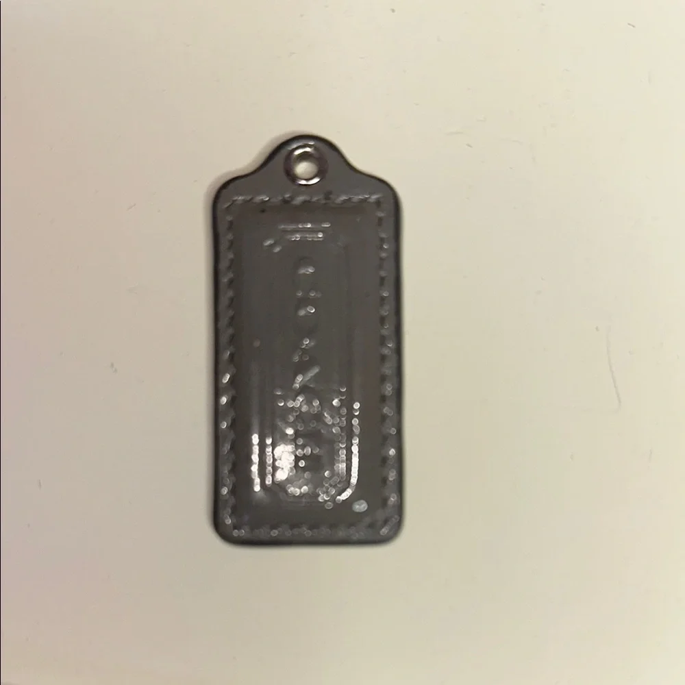 Coach Metallic Gray Leather Tag - Picture 3 of 3